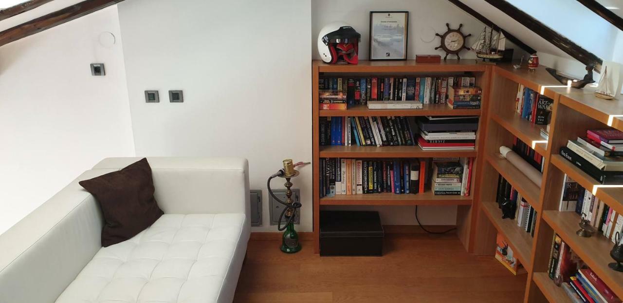 Parkview Apartment In Zagreb'S Favorite Neighborhood Exterior foto